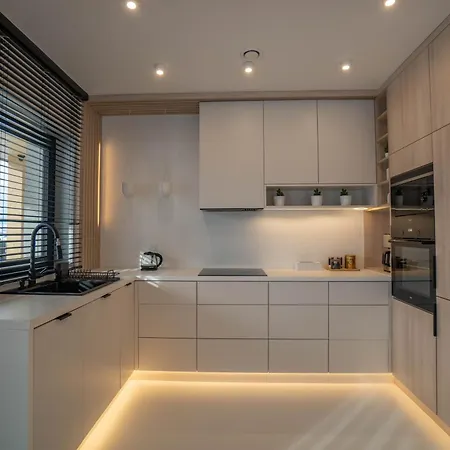 House Prestige Wood