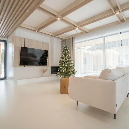 House Prestige Wood *